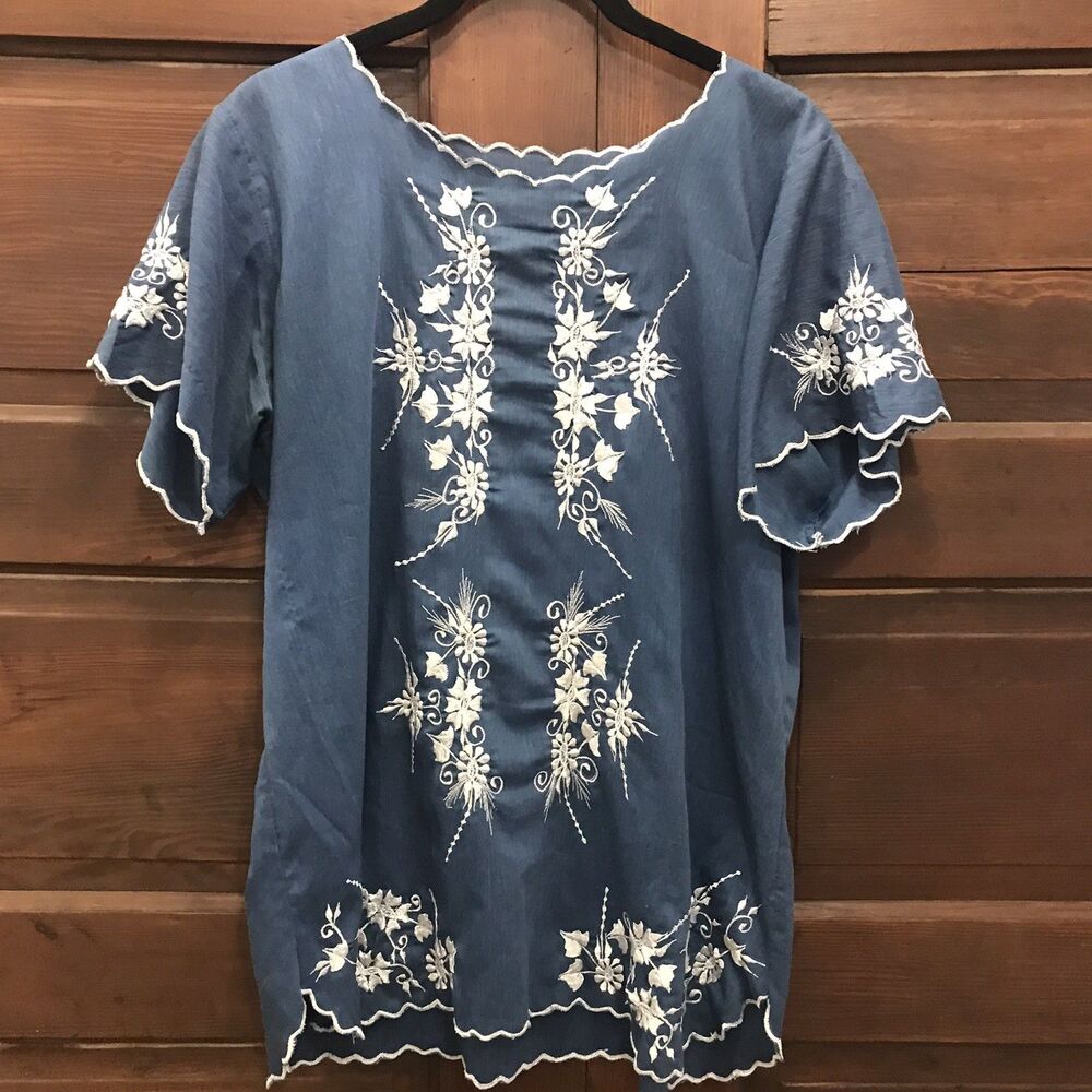 Vintage 70s Embroidered Tunic Top Womens L/XL Blue Floral Boho Hippie Festival